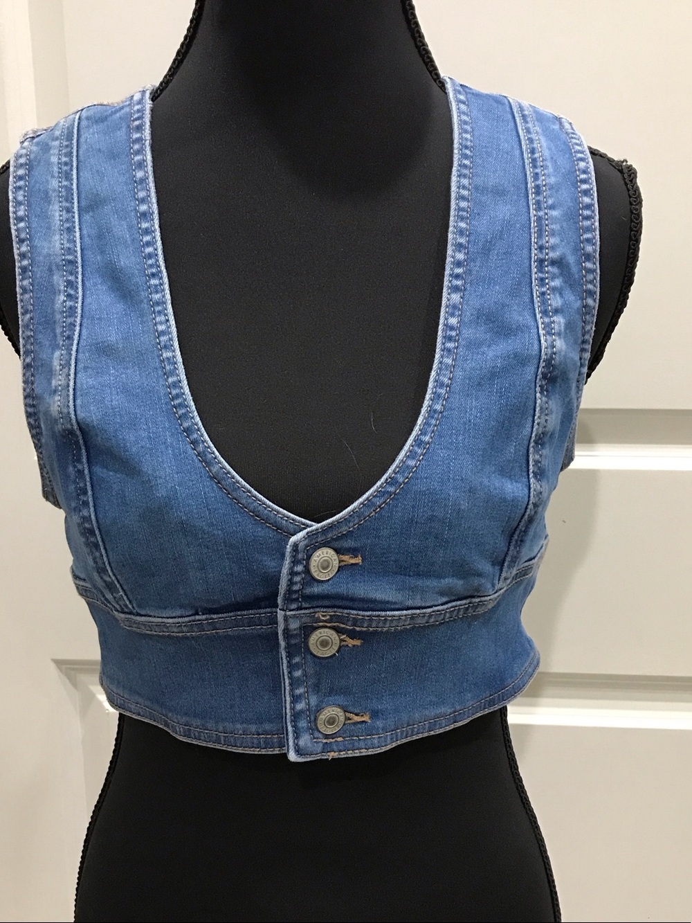 American Eagle Outfitters Small Blue Denim Cropped Vest with Metal Logo Buttons